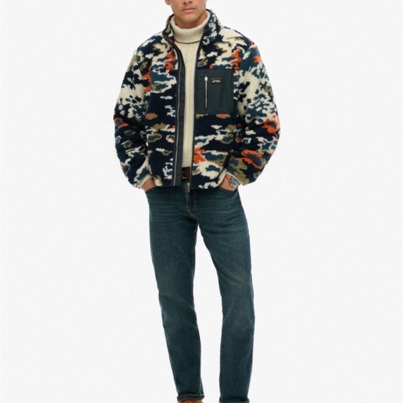 SuperDry: Printed Zip Through Fleece in Lichen Print - Brand New with Tags - Picture 3 of 8